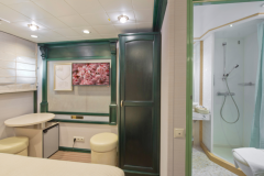 Running On Waves Cabins - 10