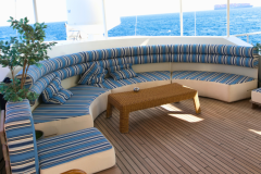 Running_on_wavers_interior - 8