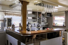 Voyage's bar