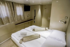 Voyage upper deck cabin